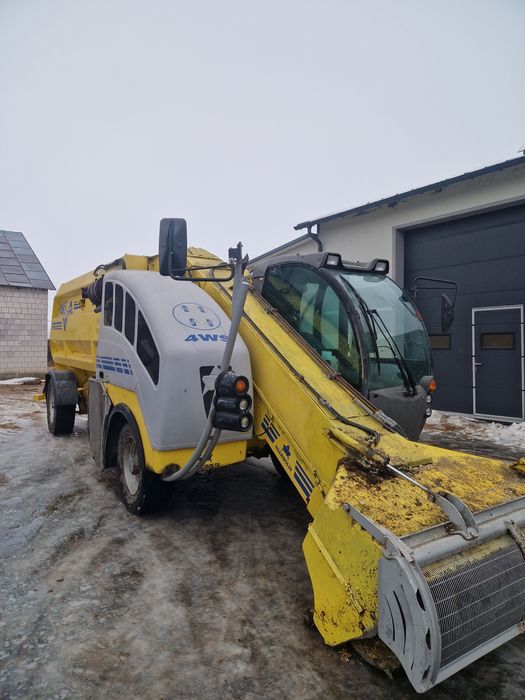 Paszowóz samojezdny Sgariboldi MVFARM5214 | 4WS |