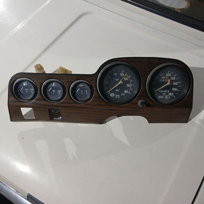 Панель  Приборов на ваз 2106.03