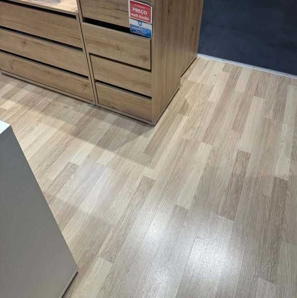 cómoda nova em caixa