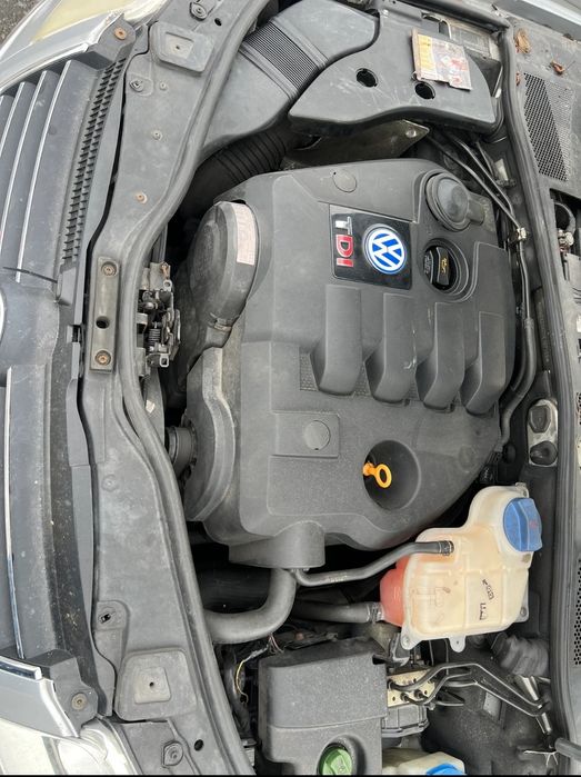 Vw Passat B5.5 1.9TDi 130cv (Apenas Completo)