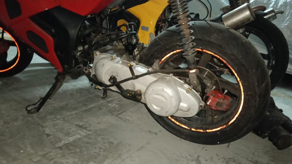 Gilera DNA vermelha