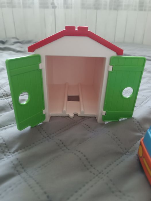 Playmobil ciężarówka z garażem z funkcją sortera, 70184