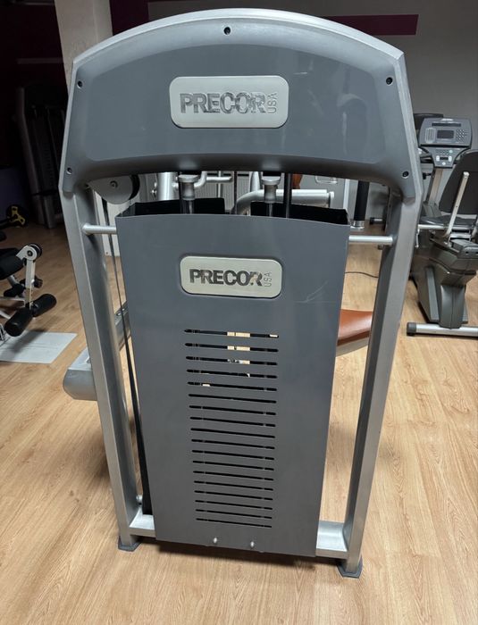 Zestaw 5 maszyn siłowych Precor Nautilus