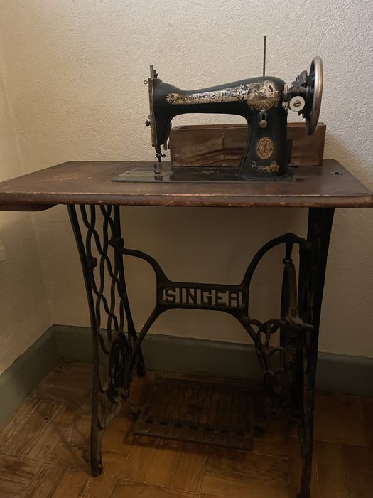 Maquina de costura SINGER