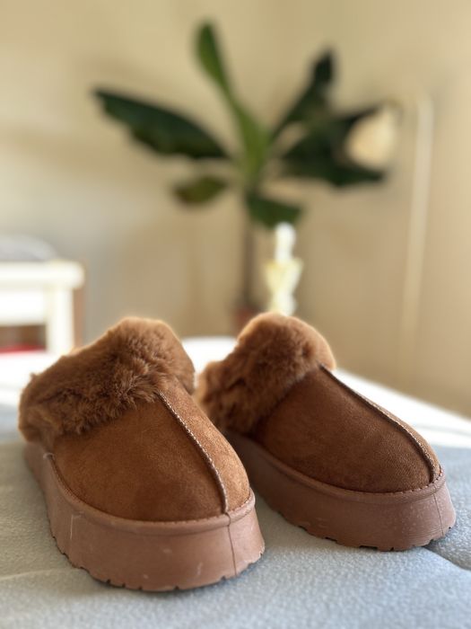 Pantufas castanhas