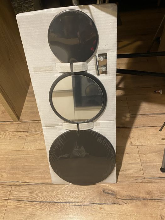 Ikea Sorhassel Tablica z magnesami i lustrem