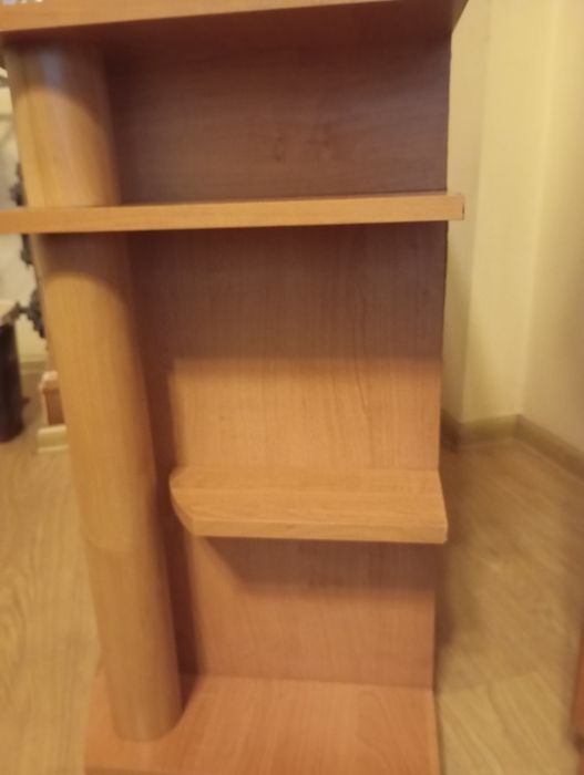 Stolik pod telewizor