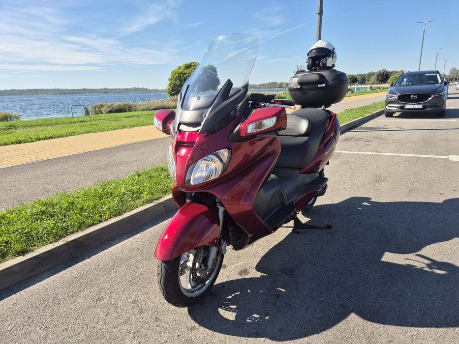 Suzuki Burgman 650 Executive