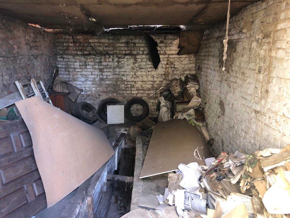 Гараж,  площею 31,6 кв. м,  Полтавська обл., смт Семенівка