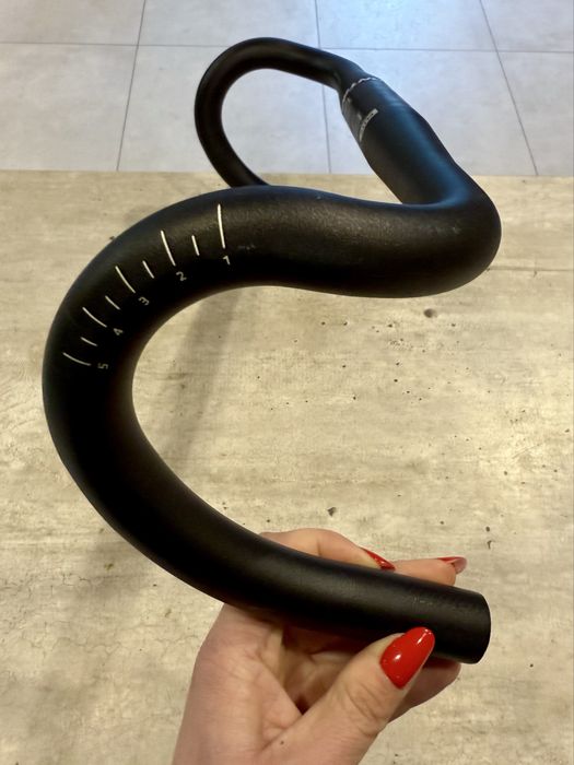 Kierownica szosowa Bontrager Elite VR-C, 420 mm