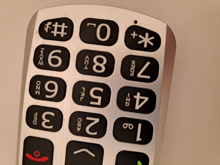 Telefon dla seniora, lekki ,sprawny  -   bea fon SL 250 ( SOS)