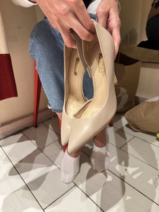 Туфлі лодочки Guess