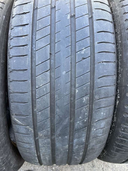 Michelin 255.45.r20