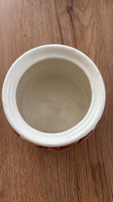 Sprzedam cukiernice ceramiczna recznie malowana brak przykrywki