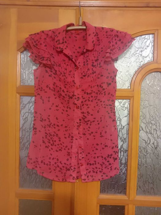 продам літні шифонові блузки на розм 44 або М