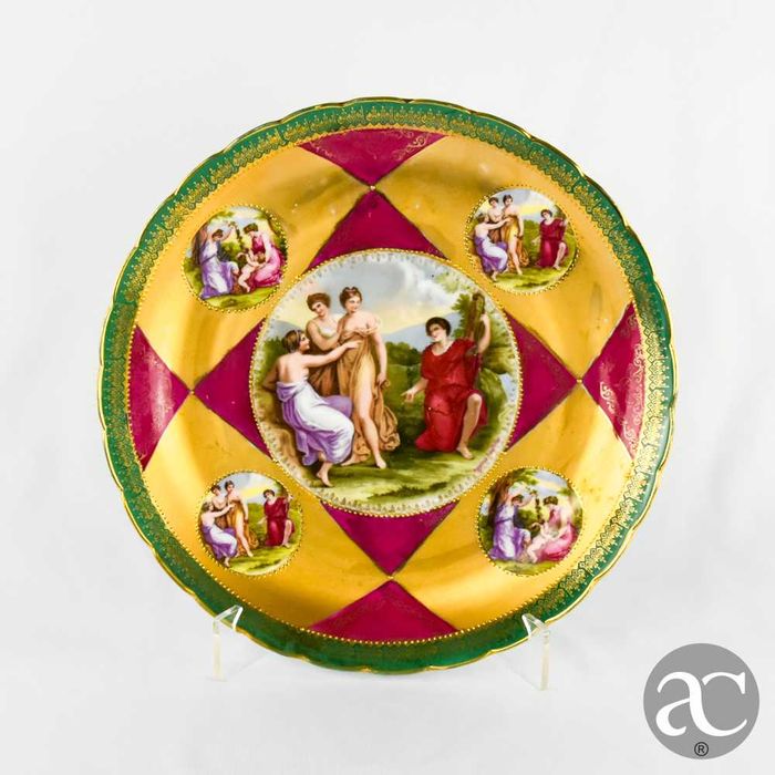 Prato decorativo em porcelana europeia, séc. XIX
