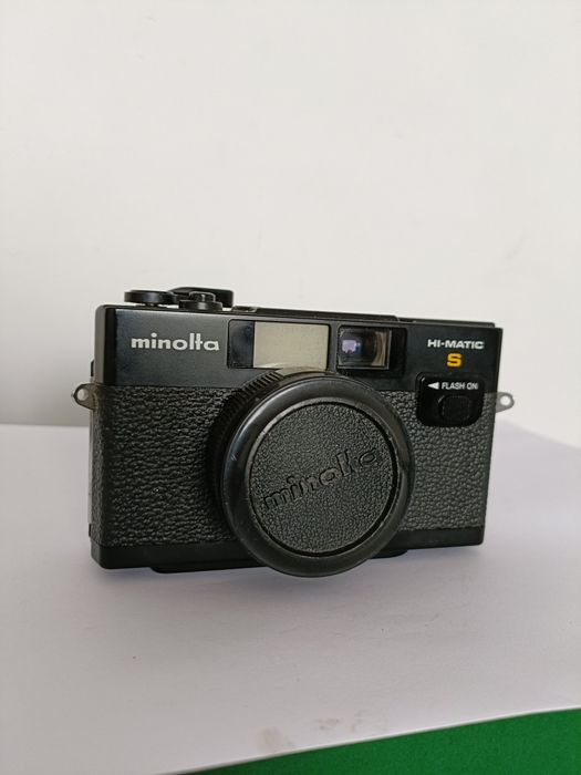 Aparat Minolta HI -MATIC S