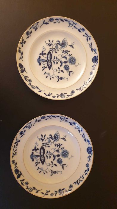 Conjunto 2 Bonitos Pratos Porcelana Manufactura - Marca Neoclássica