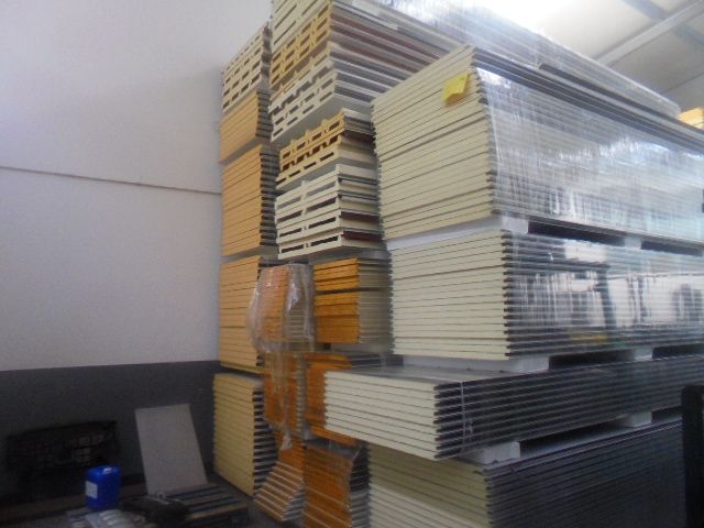 painel sandwich cobertura e fachada