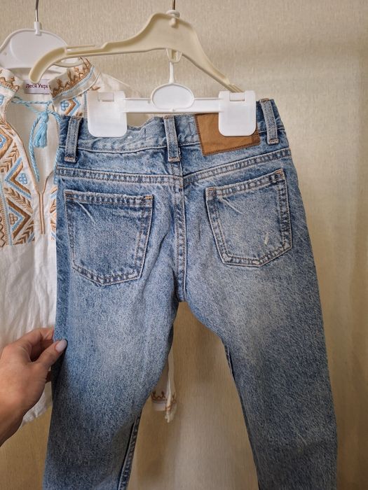 Джинси Zara 116 р.