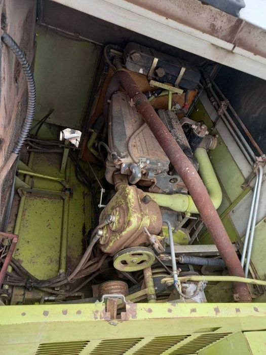 Комбайн зернозбиральний Claas Mega 208 II