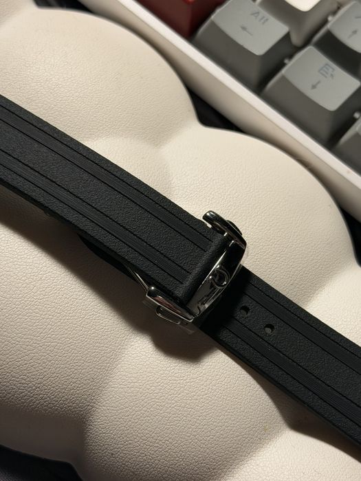 Omega zapiecie motylkowe z Logo Omega clasp Rubber Strap