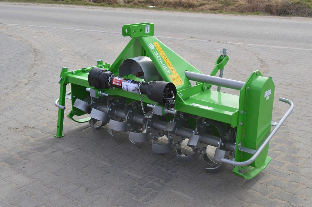 Glebogryzarka 1,8m z bocznym napędem BOMET NOWA WOM