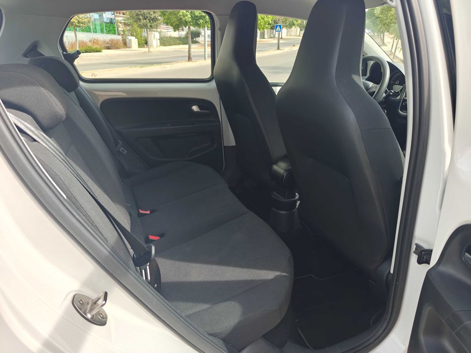Volkswagen Up! 1.0 MPI 75cv Move | 2018 | Muito estimado