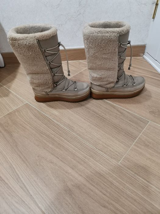 Дутики   бежевые