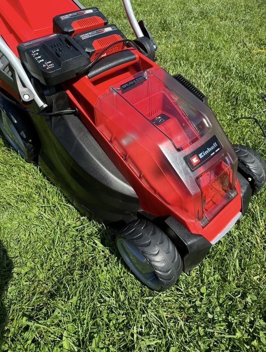 Акумуляторна газонокосарка Einhell GE-CM 36/36 Li 2X4A, зарядне