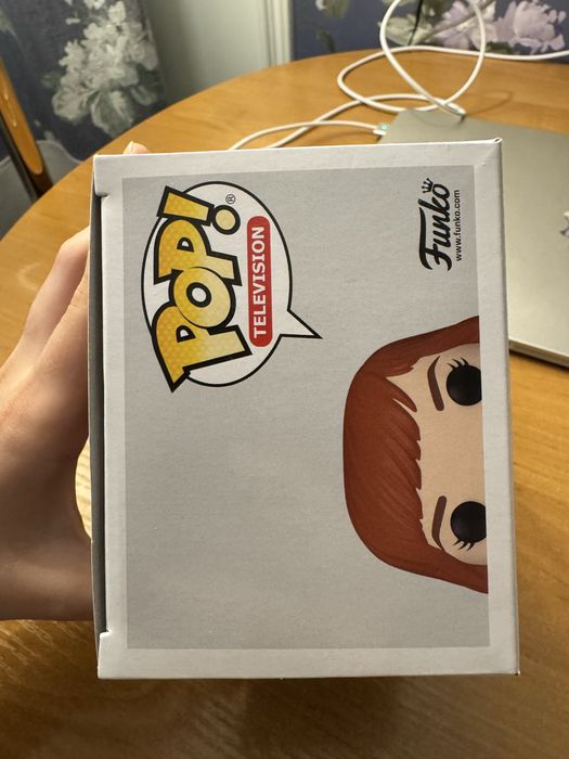Beth Harmon with trophies 1121 Funko Pop