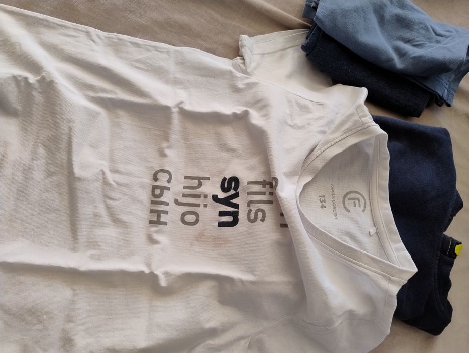 Zestaw bluza, 2 spodenki, podkoszulek z nadrukiem 134