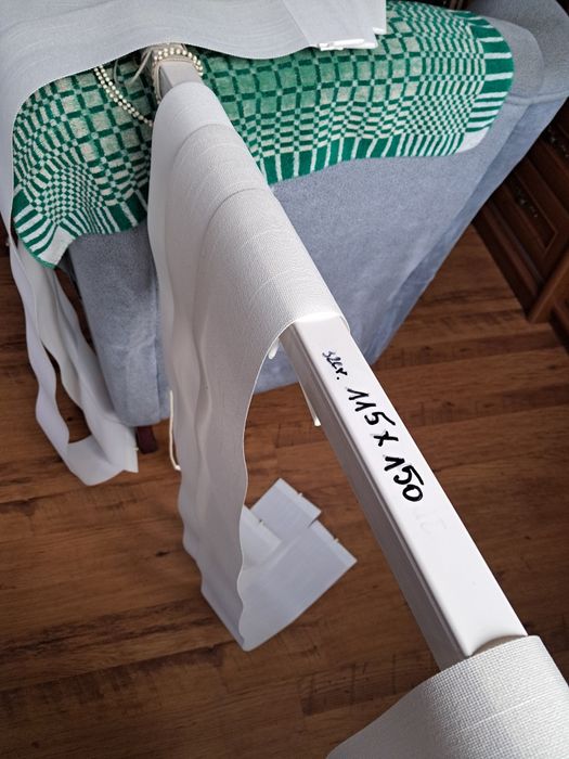 Żaluzją pionowa  115x150