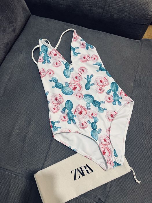 Damski stroj kapielowy w kwiaty bikini rozm M