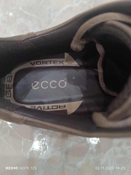 ECCO кросовки/туфли размер 41