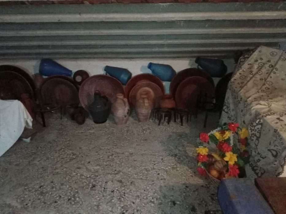 Cabides e outras peças  antigas