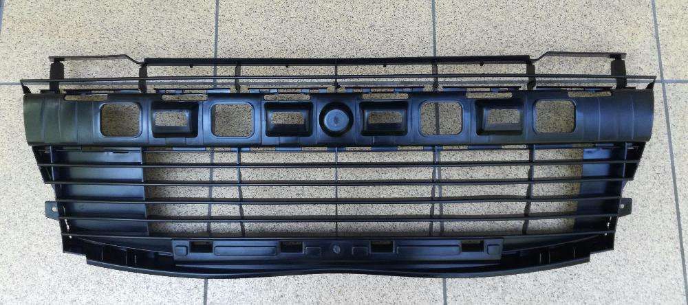 PEUGEOT 206 + grill atrapa kratka środkowa w zderzak