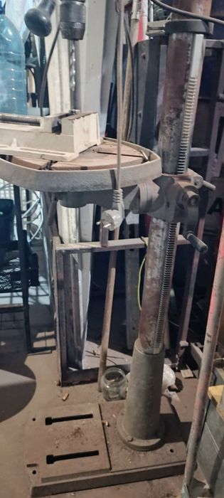 Сверлильный станок Hitachi B16RM