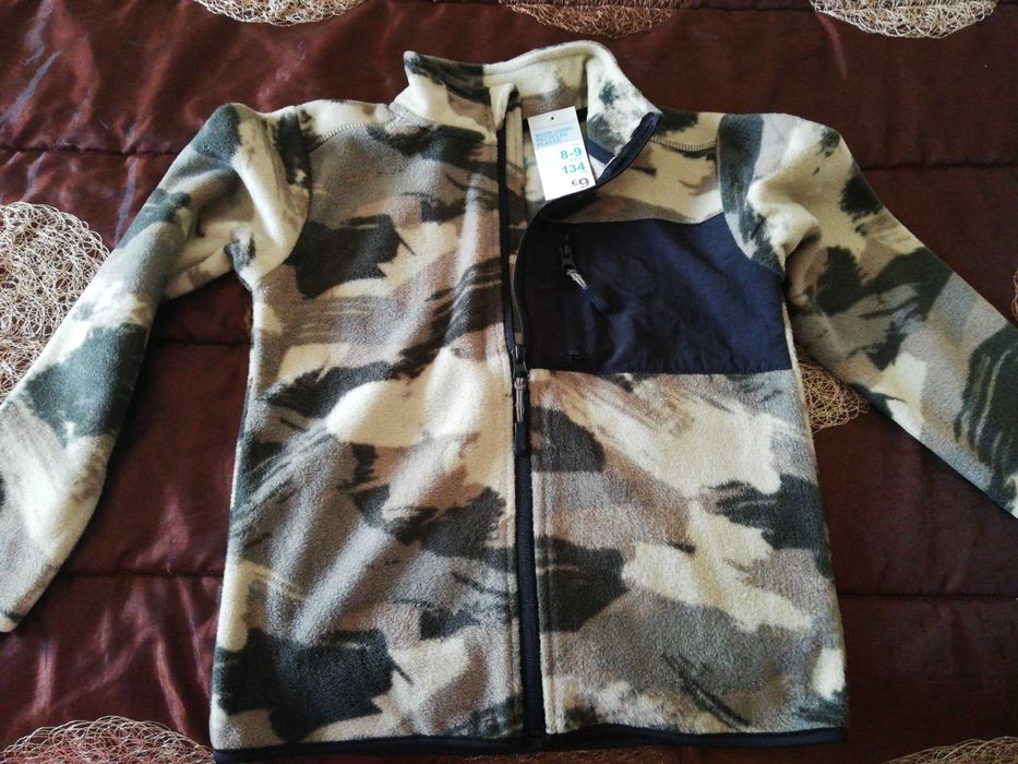 Casaco tipo camuflado novo