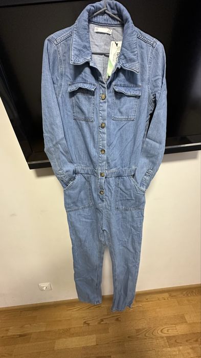 Джинсовий Комбінезон. M&S. 13-14років. Стан новий.
