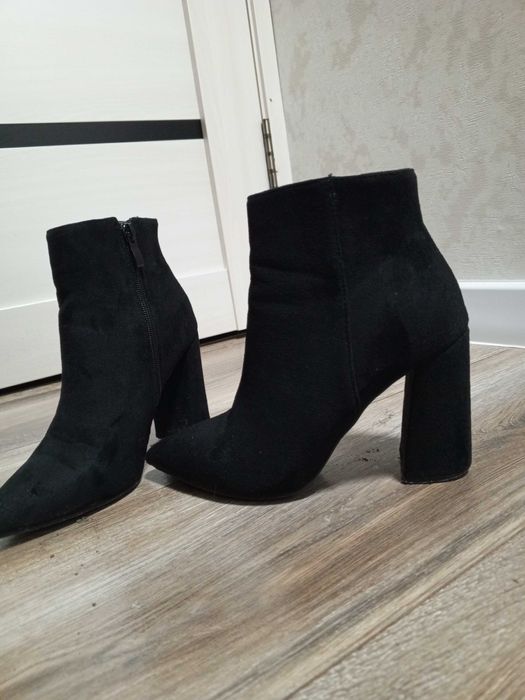 Ботільони демісезон р. 36