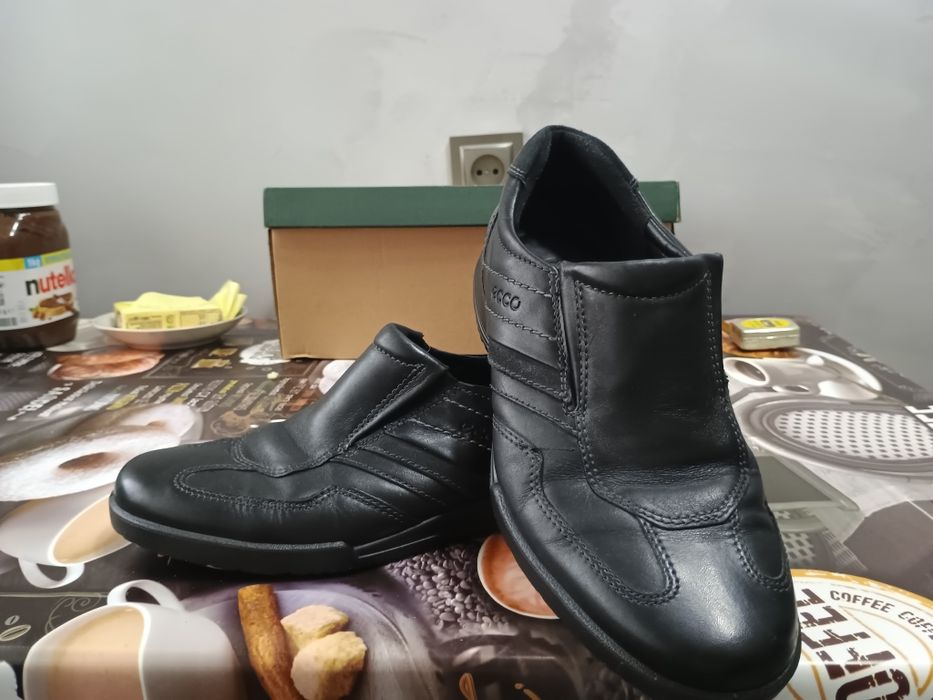 Продам кожані напівкроси Ессо