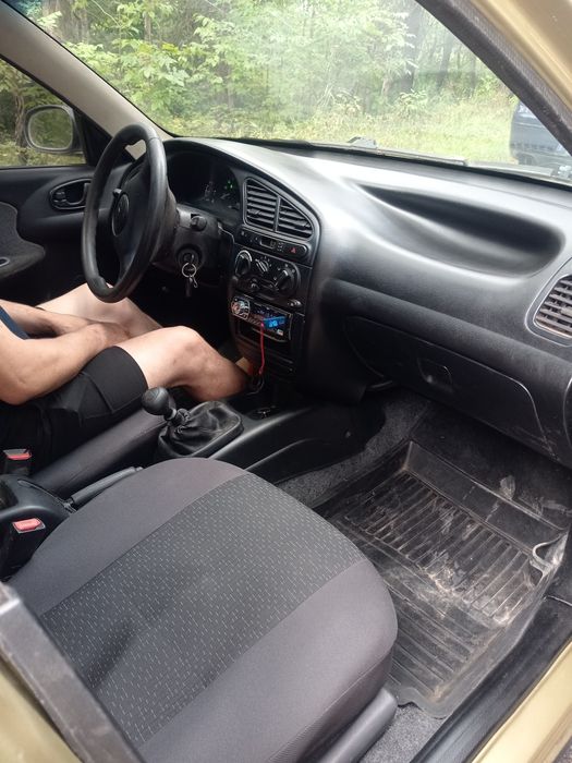 DAEWOO Sens 1.3  2007 год