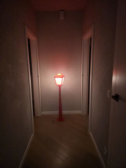 Lampa ozdobna wysoka