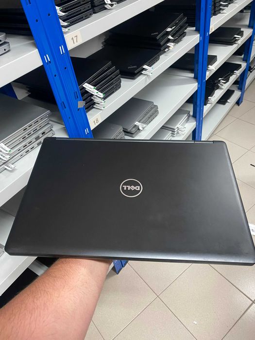 Dell Latitude 5580 i5 8GB 256GB SSD 15.6" FHD Windows 11 | AmigoTech |