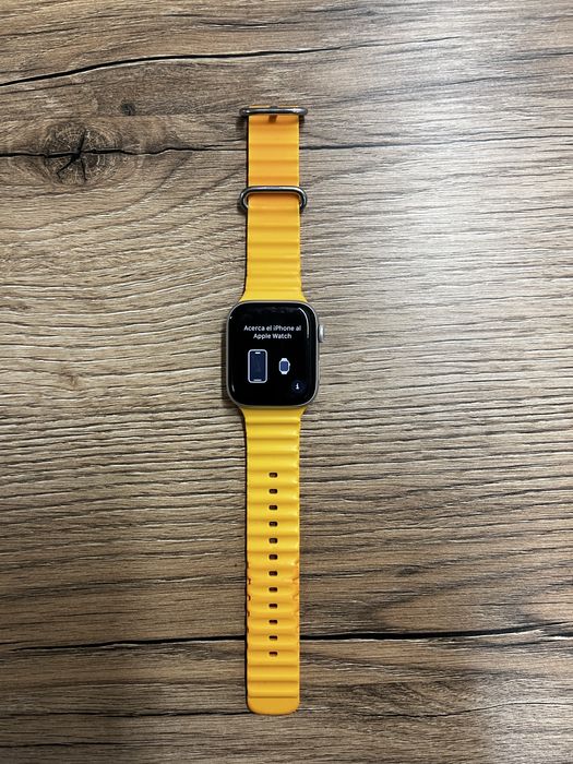 Apple watch se 2 44mm  LTE aluminium case