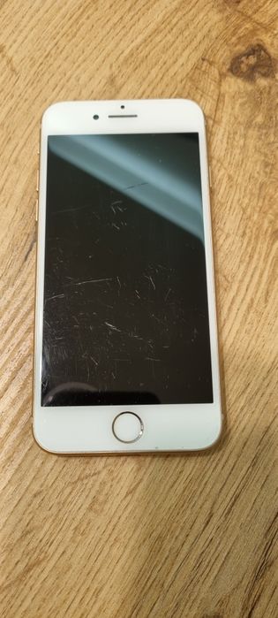 Sprzedam Iphone 8