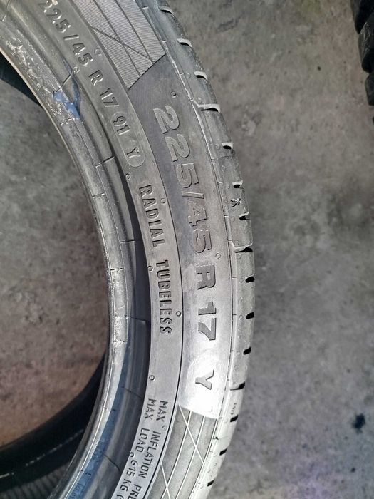 Резина (шини) літні 225-45-17 Continental з Німечини