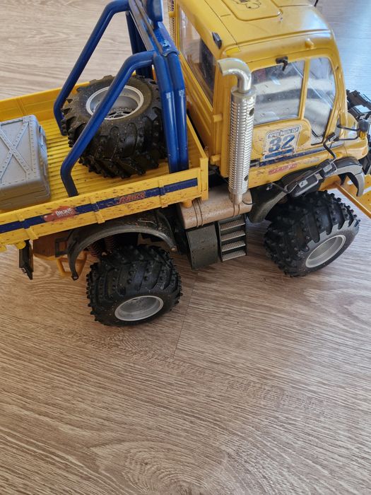 Duże auto terenowe