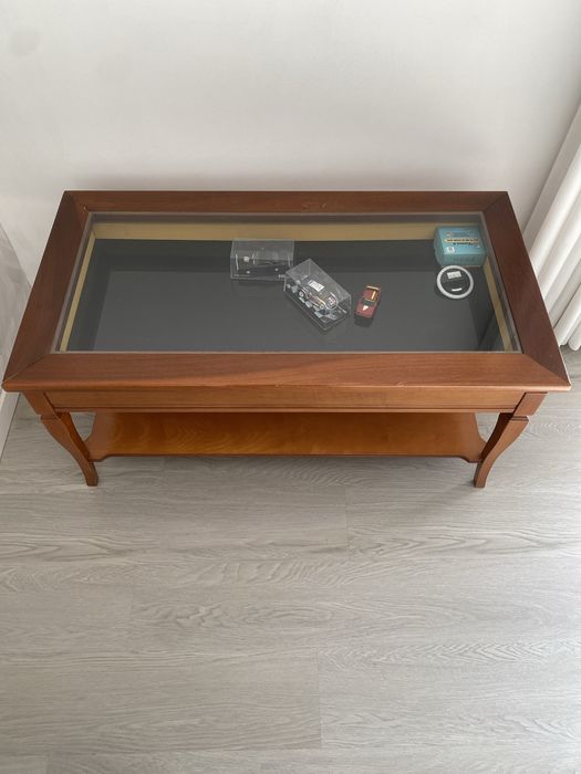 Mesa de centro em madeira